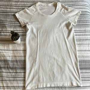 Lululemon Swiftly Tech T-Shirt